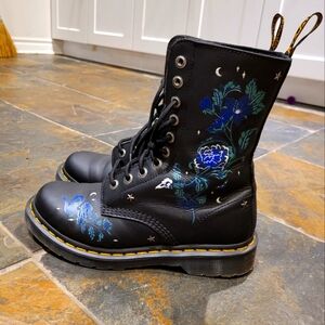 Dr Martens size 8